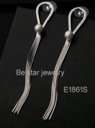 Tassels fashion earring  with pearl , stainless steel tassel